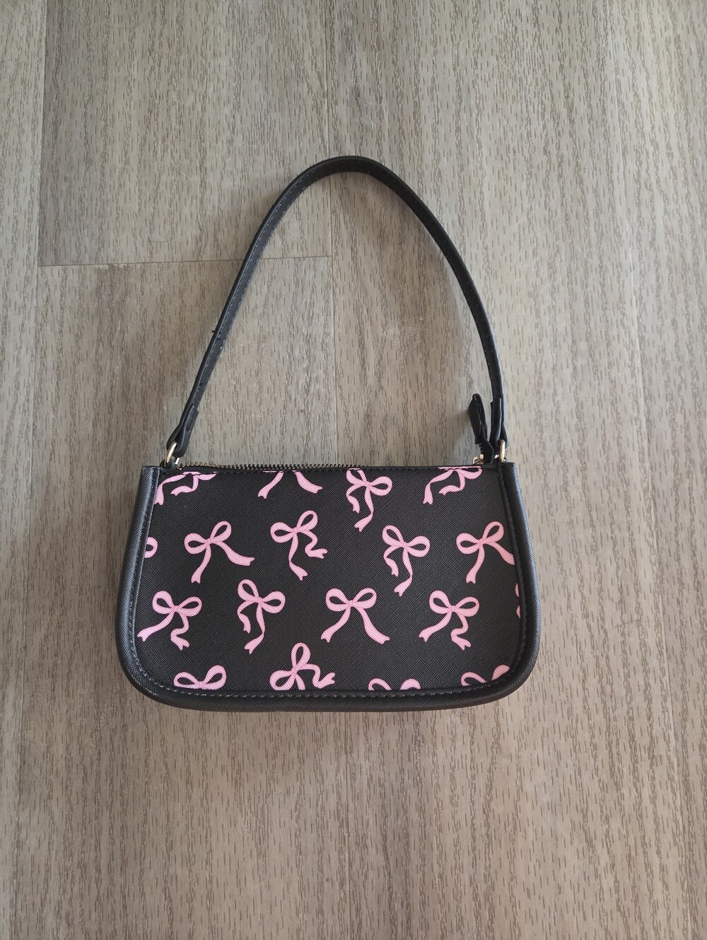 Black And Pink Bow Small Shoulder Purse